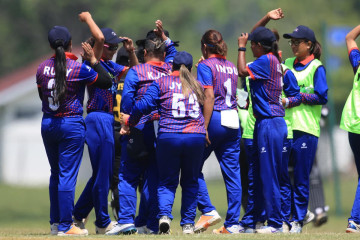 हङकङलाई पराजित गर्दै नेपालले जित्यो चारदेशीय महिला टी २० क्रिकेट सिरिजको उपाधि 